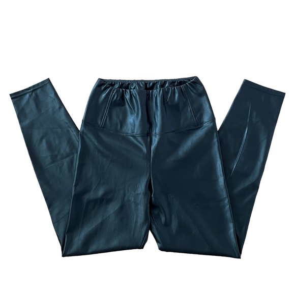 Aritzia Wilfred Free Daria Pant High-Waisted Vegan Leather Leggings Black Sz M - Picture 13 of 13
